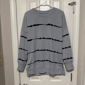 Stylish Gray Sweatshirt with Black Stripes